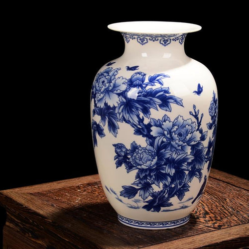 Load image into Gallery viewer, blue and white Porcelain Vases
